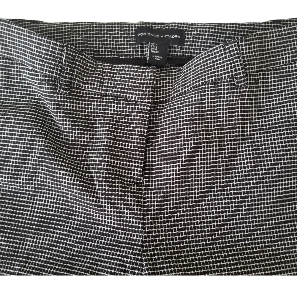 Adrienne Vittadini plaid dress pants with side and back pockets - Size 4
